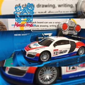 پورشه کنترلی شارژی چهار کانال چراغهای جلو وعقب led جنس خوب وارداتی مناسب برای گروه سنی3سال به بالا