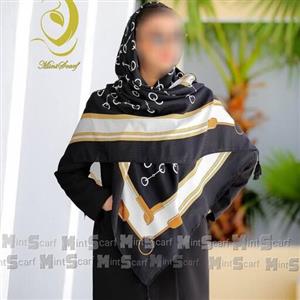 روسری نخی نیلا طرح chanel دور دست دوزمنگوله دارسفید مشکی قواره بزرگ ارسال رایگان 