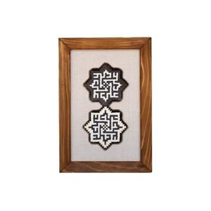 102826-تابلو فرش ذکر علی-دو ستاره ایرانی-طرح دستباف نقش برجسته 1500 شانه-قاب چوبی 20در29سانت عمودی افقی-فرش گیفت