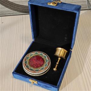 زعفران کادویی زعفران هدیه سوپر نگین (صادراتی) 3 گرم در جعبه مخملی