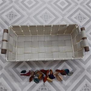 سبد نان و سبزی مدل حصیری نواری مستطیل شکل دسته چوبی