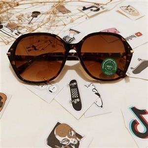 عینک زنانه یو وی 400 عینک زنانه uv400 عینک زنانه عینک دودی عینک وارداتی  عینک اورجینال عینک شیک کد 11