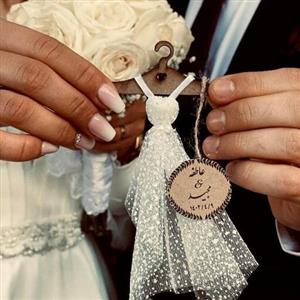گیفت عقد و عروسی لباس عروس