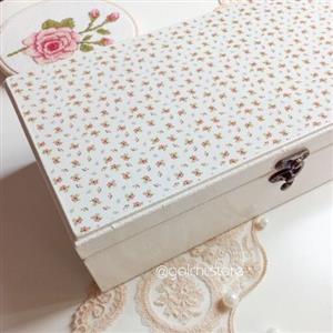 جعبه خیاطی رنگ سفید طرح گل گلی متریال ایرانی کار دست