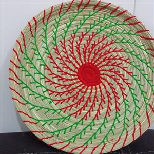 سینی دایره ای شکل حصیری مدل  نخی بسیار زیبا و دیدنی وسبک