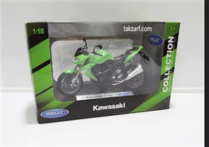 ماکت موتور کاوازاکی زد 1000 kawasaki z1000 برند ویلی  welly به رنگ سبز