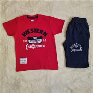 ست بلوز شلوار پسرانه تیشرت و شلوارک لباس بچگانه ارزان حراج طرح western سایز 50 و 55 نخ پنبه 