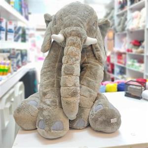 عروسک فیل بزرگ