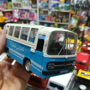 اتوبوس فلزی موزیکال و چراغ دار