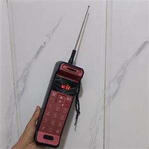اسپیکر بلوتوثی رادیو دار طرح تلفن بیسیم اصلی اسپیکر فانتزی