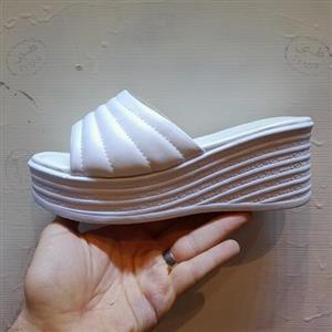 دمپایی دخترانه بسیار شیک و زیبا صندل تابستانه مجلسی راحتی اداری طبی روزمره خانگی تولید دست تبریز افزایش قد تا6 سانت رنگی