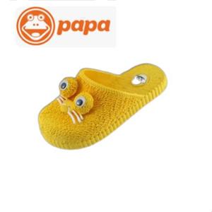 دمپایی بچه گانه پاپا مدل اوزاکا پنگول کد 106Bجنس PVC