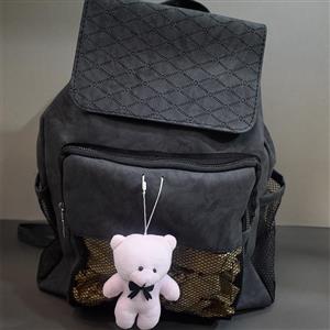 کوله پشتی طرحدار مشکی