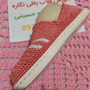 گیوه ی ساده. وزن یک جفت 500تا 700گرم بستگی به سایز داده