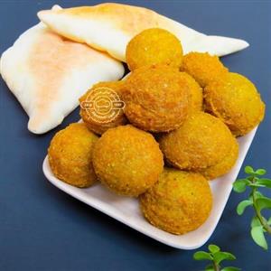 فلافل خانگی 2 کیلویی تعداد 100 الی 110 عدد  مناسب 15 تا 18 نفر