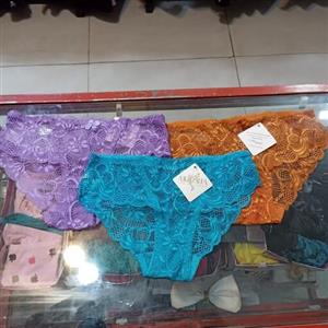شورت توری فانتزی جنیفری در سه رنگ سایز لارج