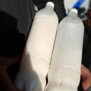 دوغ گاوی نهره با 3.5 درصد چربی یک و نیم لیتری