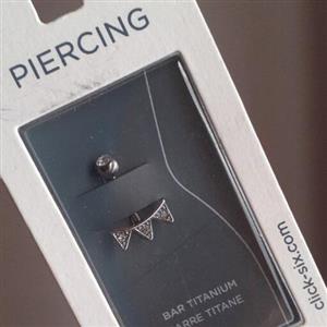 پیرسینگ ناف پیرسینگ ناف جنس استیل کاملا ضد حساسیت پیرسینگ ناف نگین دار