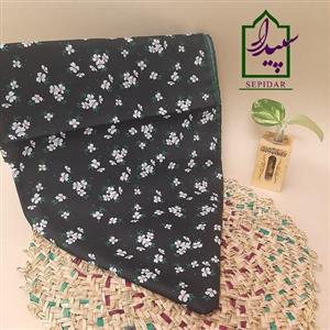 روسری سوپر نخ  گل بابونه قواره 140  دور دست دوز  زمینه مشکی
