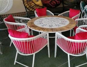 صندلی سیمی بافت هوگو