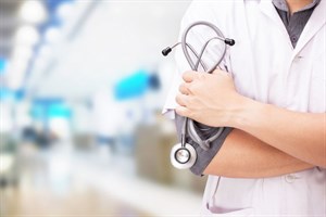 پاورپوینت آیین نامه اجرایی تعهد خدمت فارغ التحصیلان رشته های تخصصی پزشکی بالینی