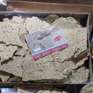 نان گندم  کنجدی خشک سنتی اردستان 1 کیلویی تازه و خوشمزه