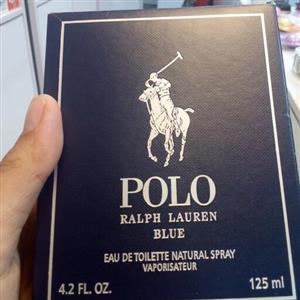 ادکلن مردانه پولو شیرین و خنک با ماندگاری عالی و خط بو مناسب با غلظت عالی