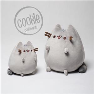 عروسک گربه پوشین