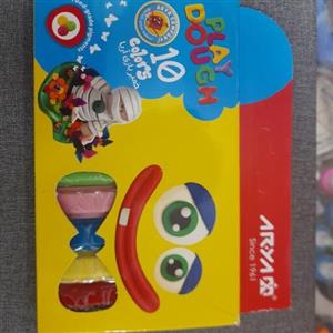 خمیر بازی پاکتی 10 رنگ آریا