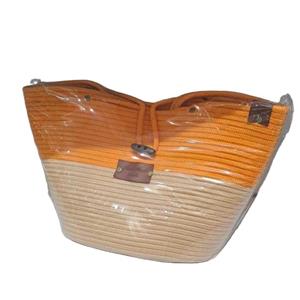 کیف ساحلی کرم