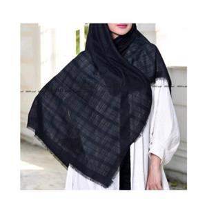 روسری کرپ حریر چهارخونه رنگ مشکی قواره 120 ایستایی عالی