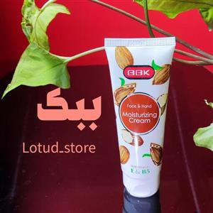 کرم مرطوب کننده تیوپی بادام ببک