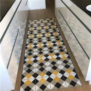 فرشینه مخمل سایز یک در سهبرند فرشینه طرح کندو