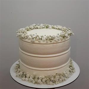 کیک عروس با گل طبیعی 