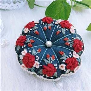 جاسوزنی گلدوزی شده با دست.قطر 10سانتی.جنس پارچه کتان.