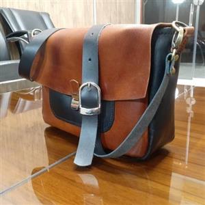 کیف زنانه چرم گاوی