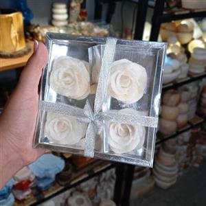شمع گل اکلیلی سفید چهار عددی