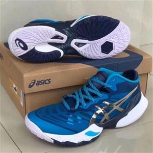 کتونی و کفش والیبال هندبال بسکتبال  اسیکس متارایز  های کپی ویتنام Asics Metarise رنگ سفید نوار طلایی