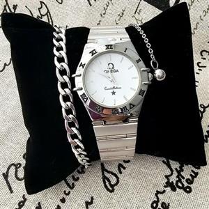 ساعت زنانه و دخترانه دستبند و آویز ساعت استیل رنگ ثابت ساعت امگا موتور ژاپن بدنه استیل کد 345 ج