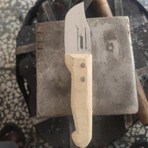 چاقو کپوری پوست کنی گردش گری 50گرم وزنشه جیبی خوش دسته