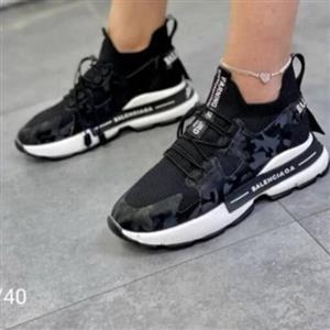 اسپرت بالنسیاگا از سایز 37 تا 40 