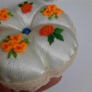 جاسوزنی گلدوزی شده با دست سایز کوچک