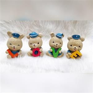 مجسمه خری لاو