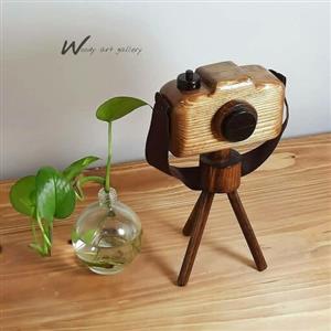 woody art gallery