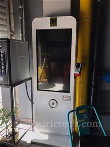 کیوسک لمسی سفارش غذا با دستگاه کارت خوان و فیش پرینتر 43 اینچ کد 156