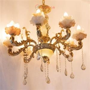 لوستر 8 شعله با سر شاخه های بسیار زیبا و نورپردازی عالی بهترین  بازار