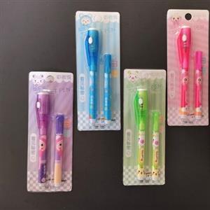 خودکار نامرئی همراه با یک خودکار یدک