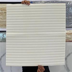 دیوار پوش فومی پشت چسپ دار درجه یک طرح بامبو سفید کد 01-14 در ابعاد 70 در 70