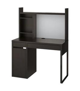 میز تحریر کتابخانه دار ایکیا مدل MICKE اندازه 50×105 سانتیمتر رنگ قهوه ای تیره