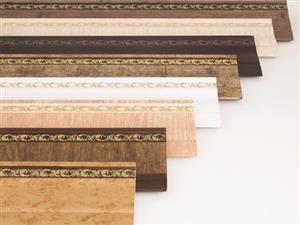 قرنیز ۹/۵ سانت دکوراتیو (گلدار PVC) پلاست